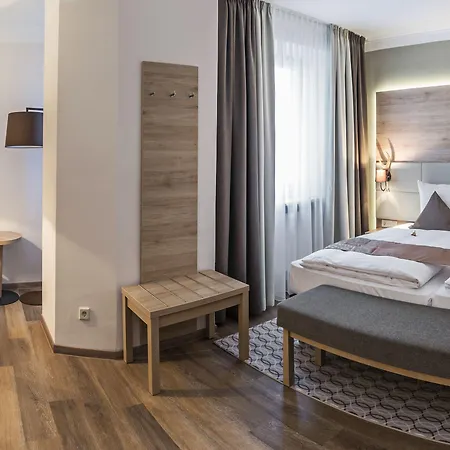 Drei Loewen מלון מינכן