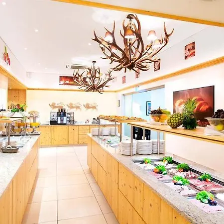 מלון Drei Loewen