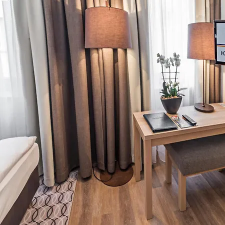 Hotel Drei Loewen 4*
