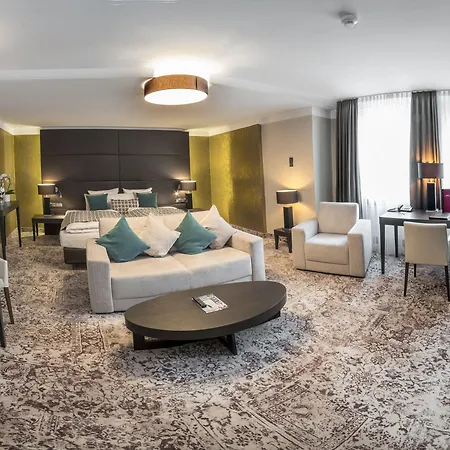 Ξενοδοχείο Drei Loewen 4*