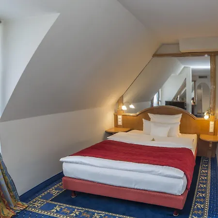 Hotel Drei Loewen Munique