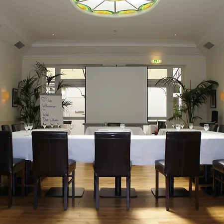 Hotel Drei Loewen 4*