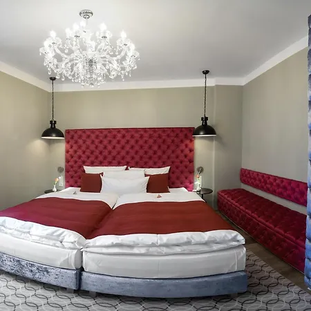 Drei Loewen Hotel 4*