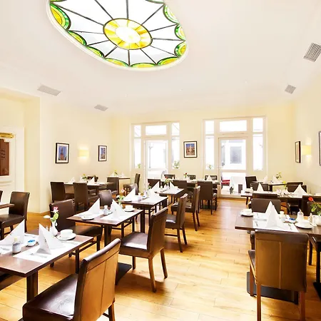Drei Loewen 4* Munich