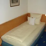 Drei Loewen 4* Munique
